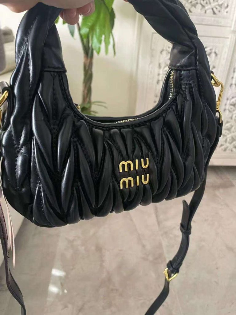 Number 203 photo review